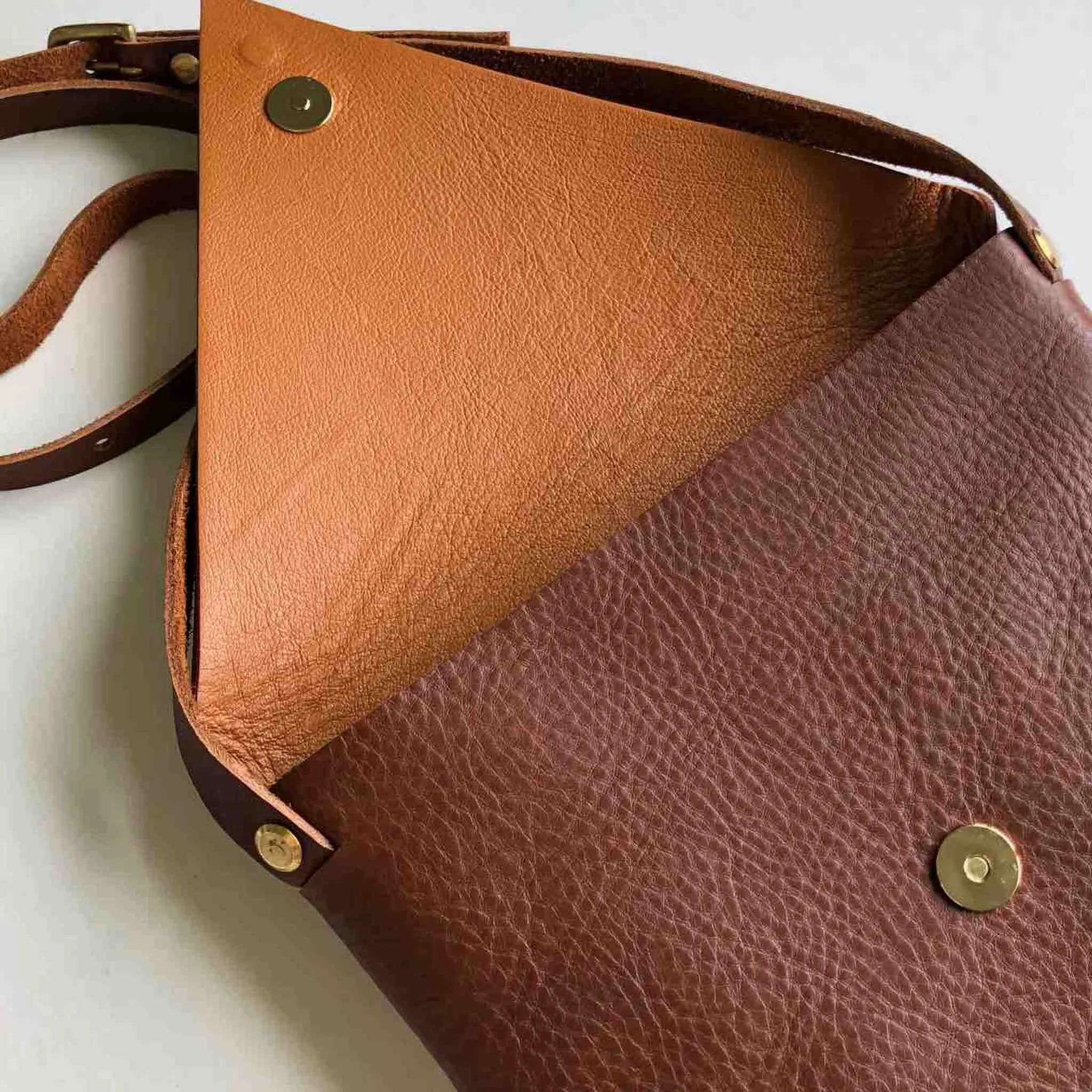 Drifter Leather Bag in Tan or Black