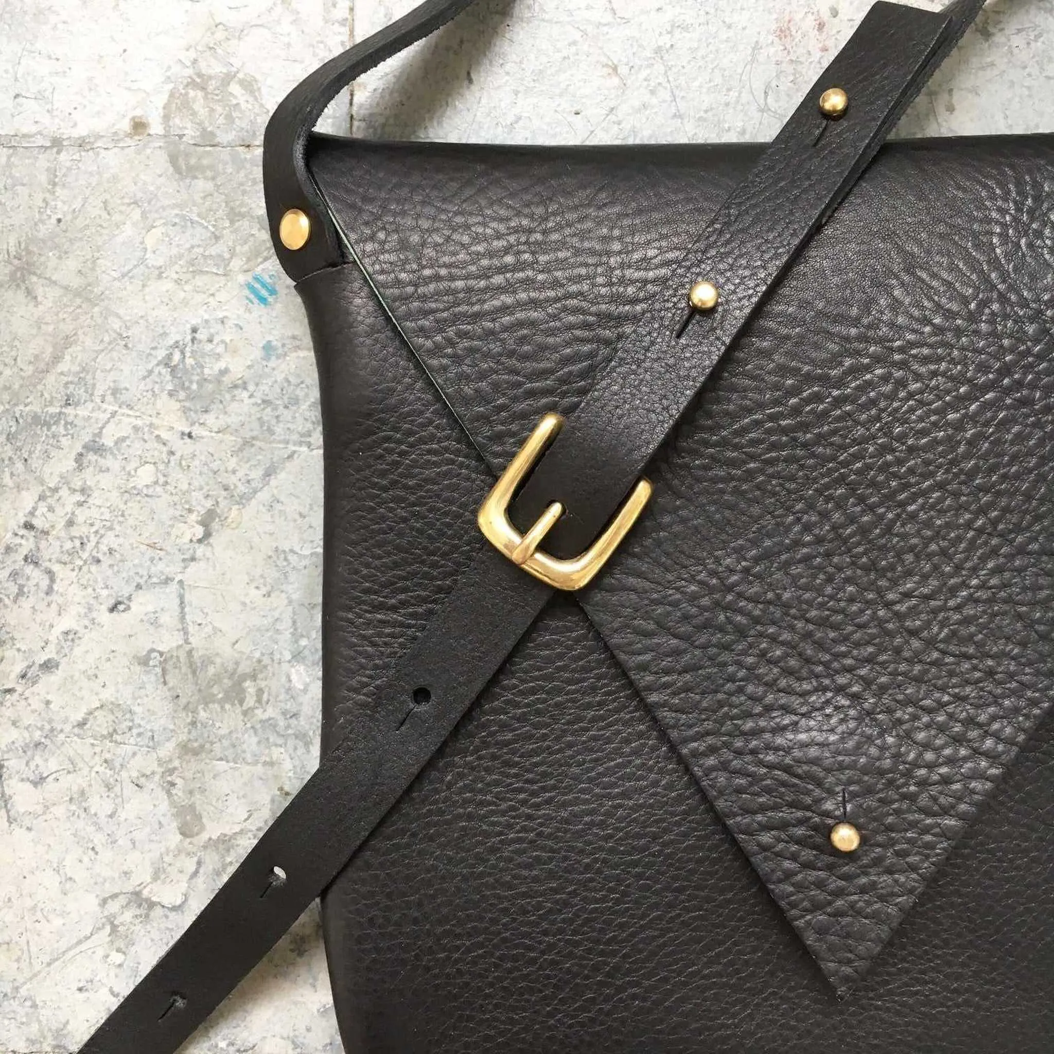 Drifter Leather Bag in Tan or Black