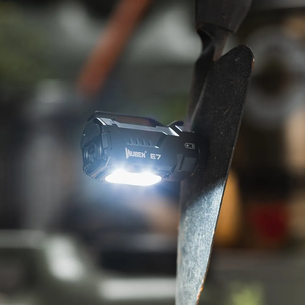 E7 Multi-functional EDC Flashlight 1800 Lumens