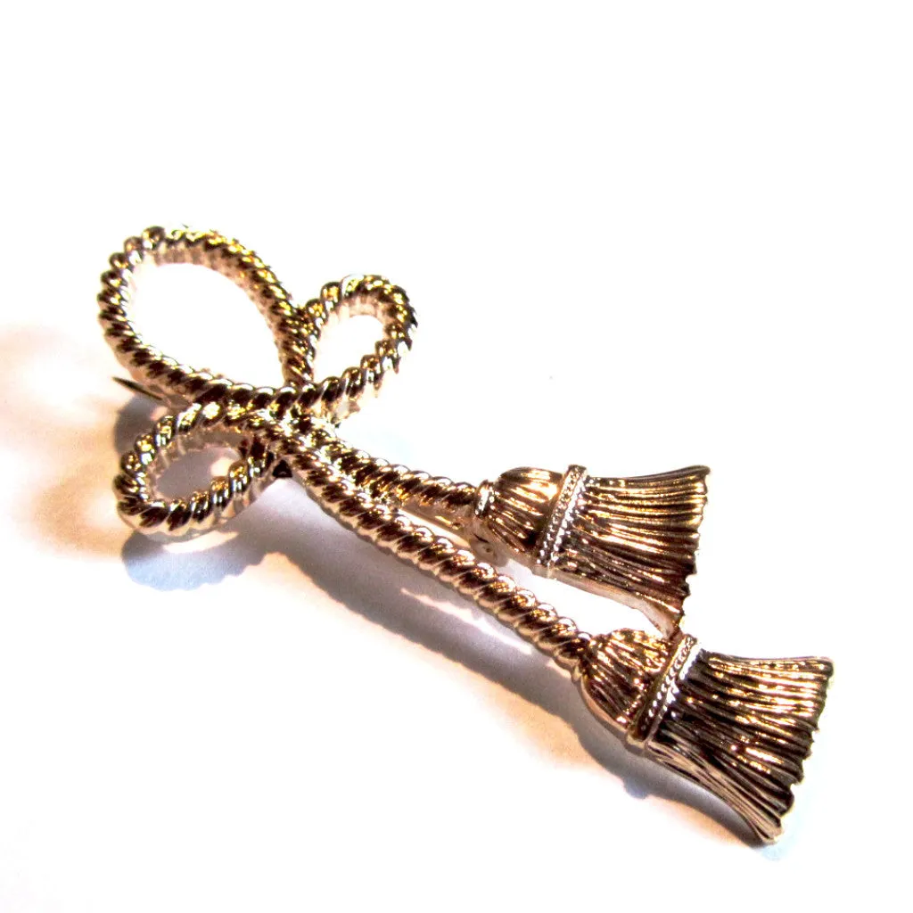 Elegantly Cool Looped Faux Twisted Braid Tassel Brooch