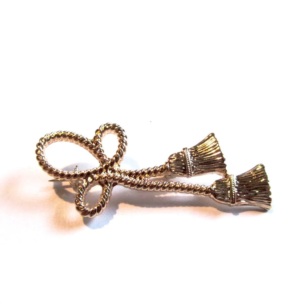 Elegantly Cool Looped Faux Twisted Braid Tassel Brooch