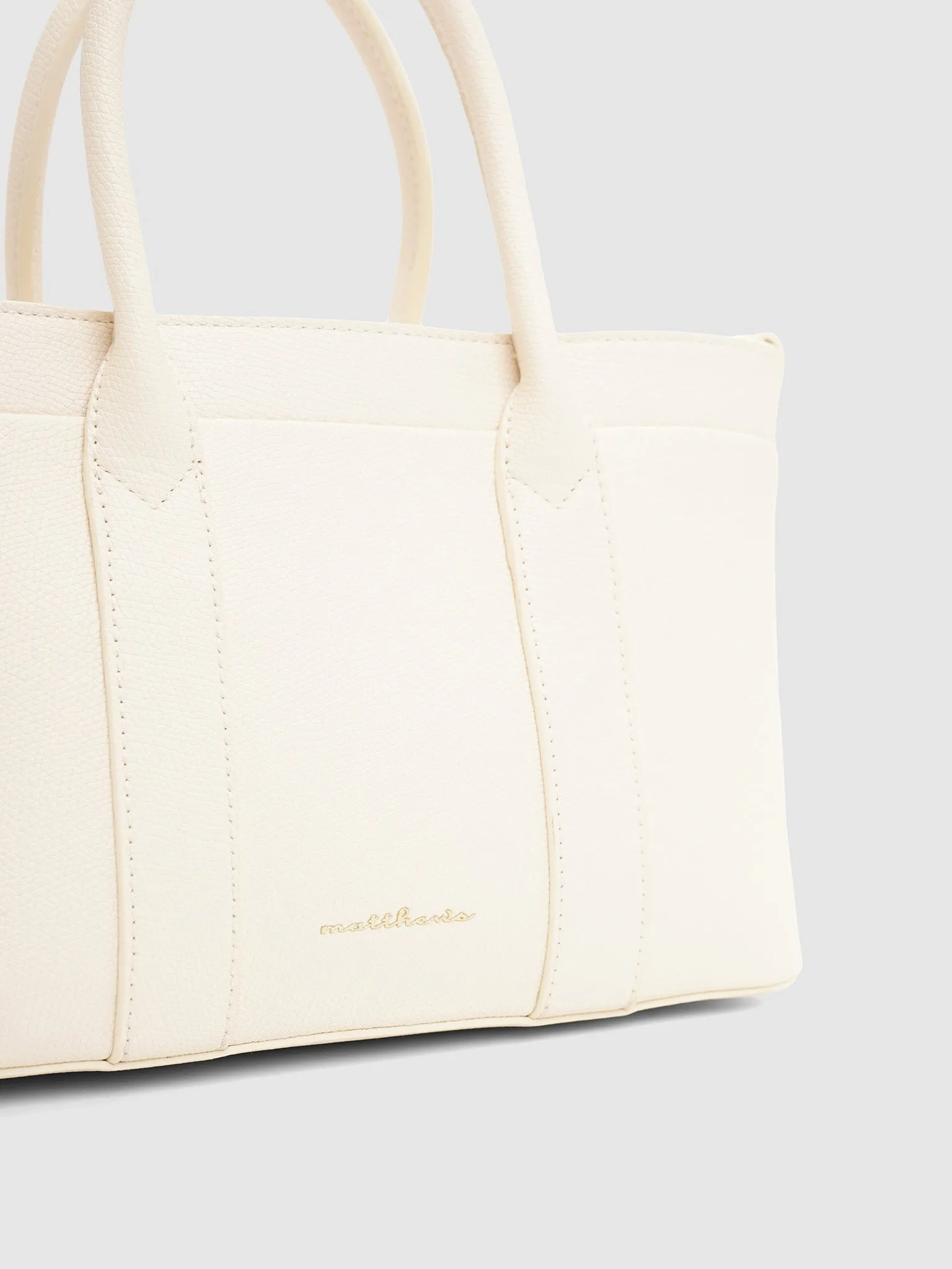 Elloy Handbag