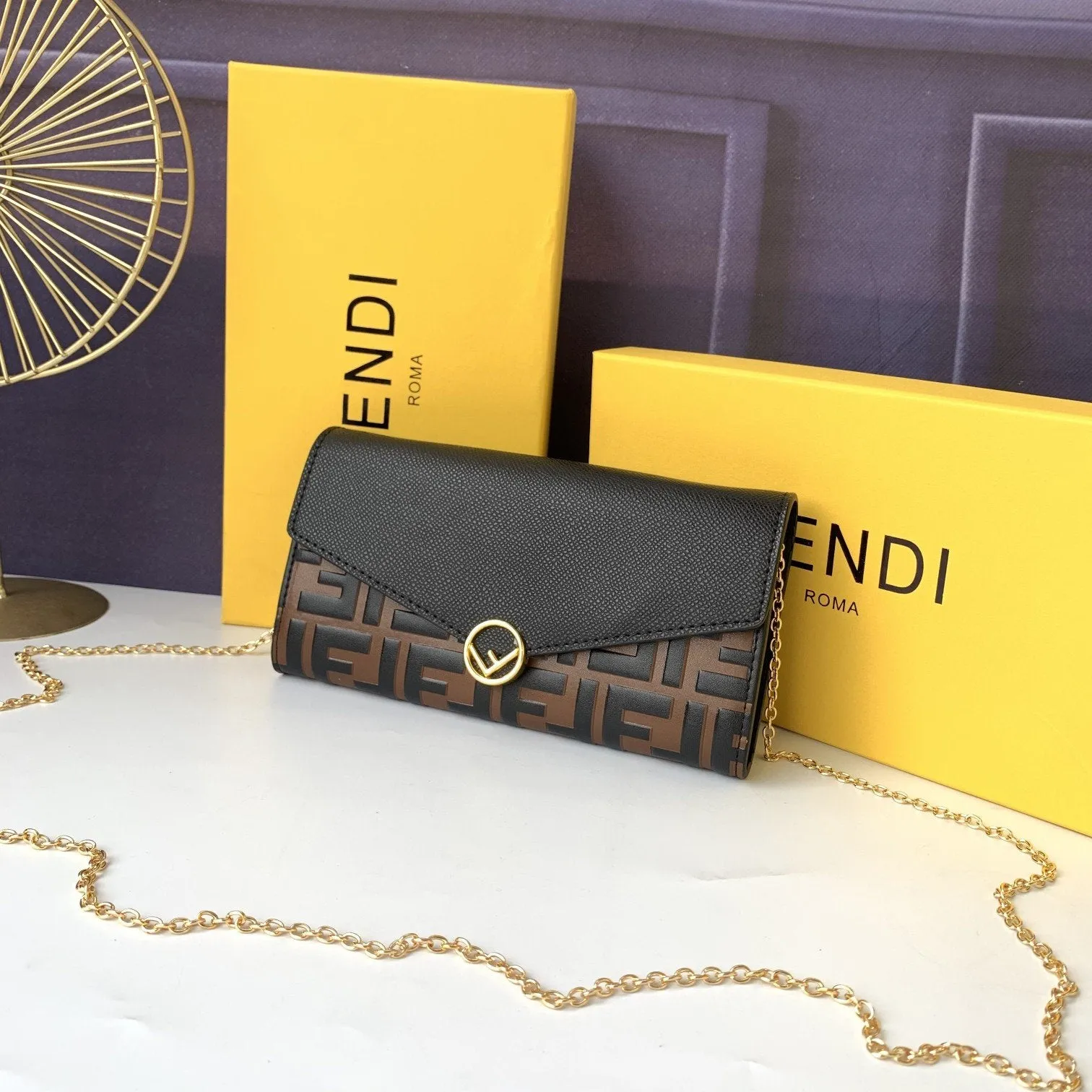 EN   Designer bags by Fendi 169