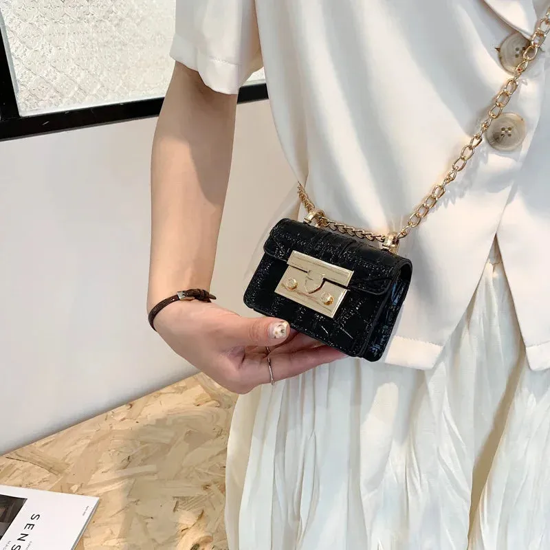 Mini Chain Crossbody Bag