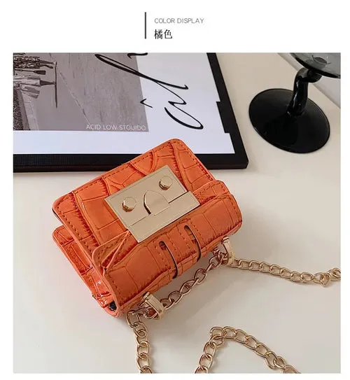 Mini Chain Crossbody Bag