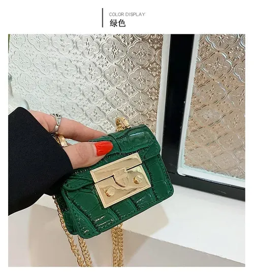 Mini Chain Crossbody Bag