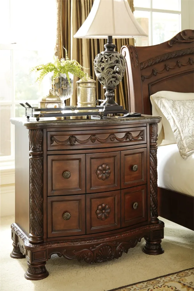 North Shore Queen Sleigh Bed with Mirrored Dresser and 2 Nightstands