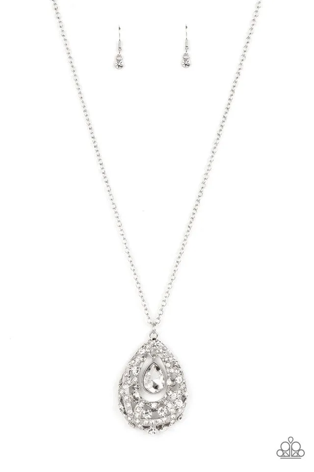 Paparazzi Necklace ~ Glitz and GLOW - White