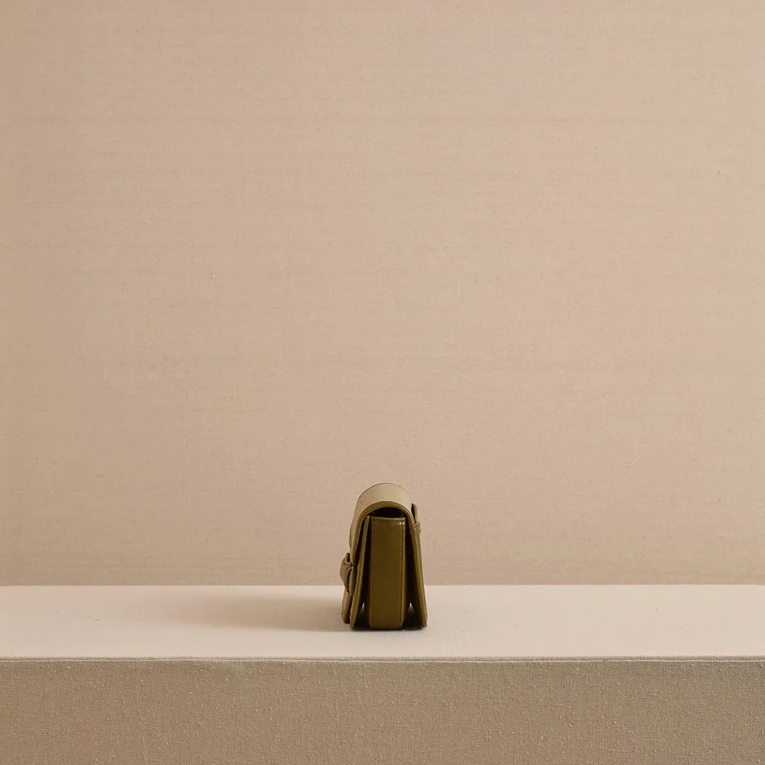 Romy Clutch in Canvas Olive