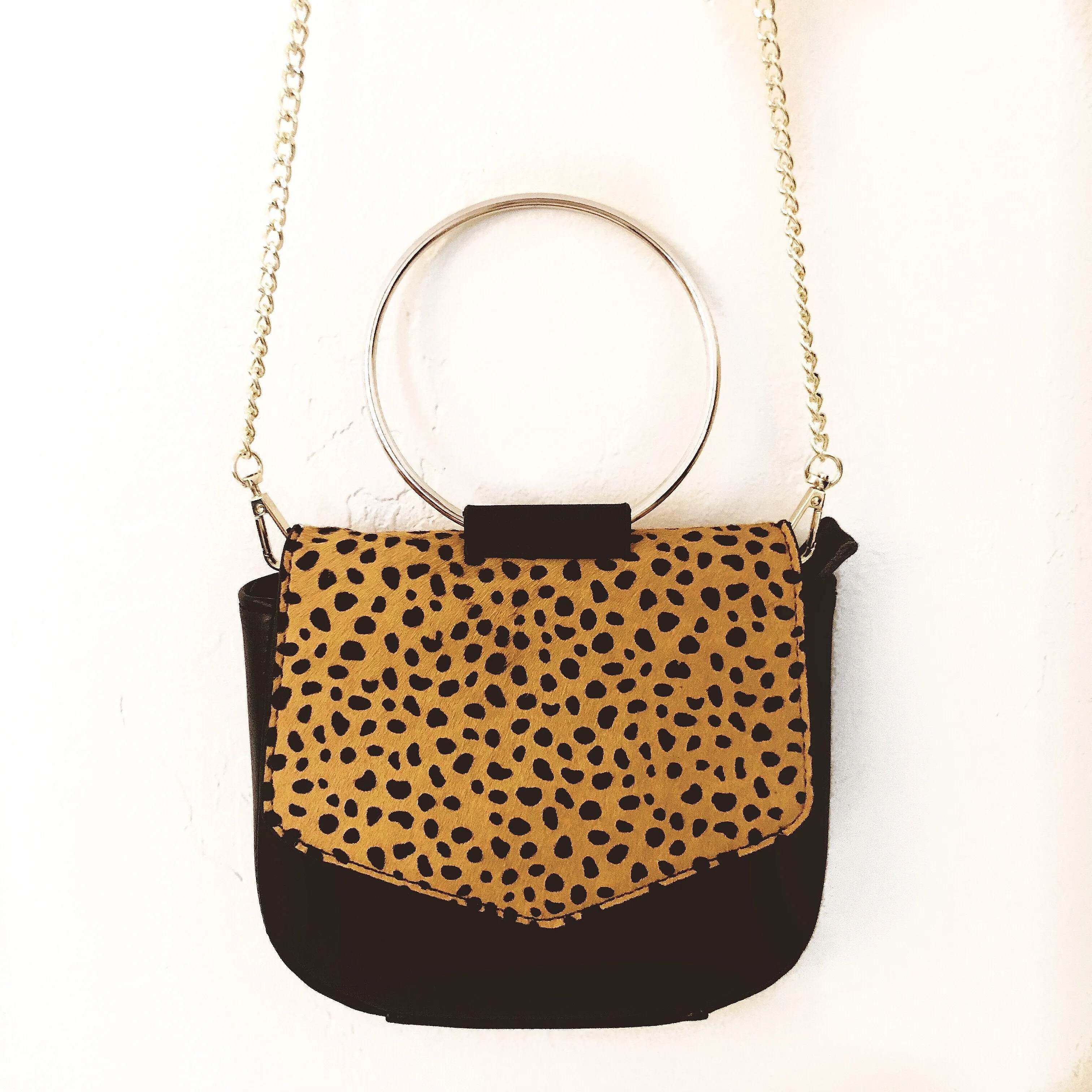 The Circle Cowhide Bag