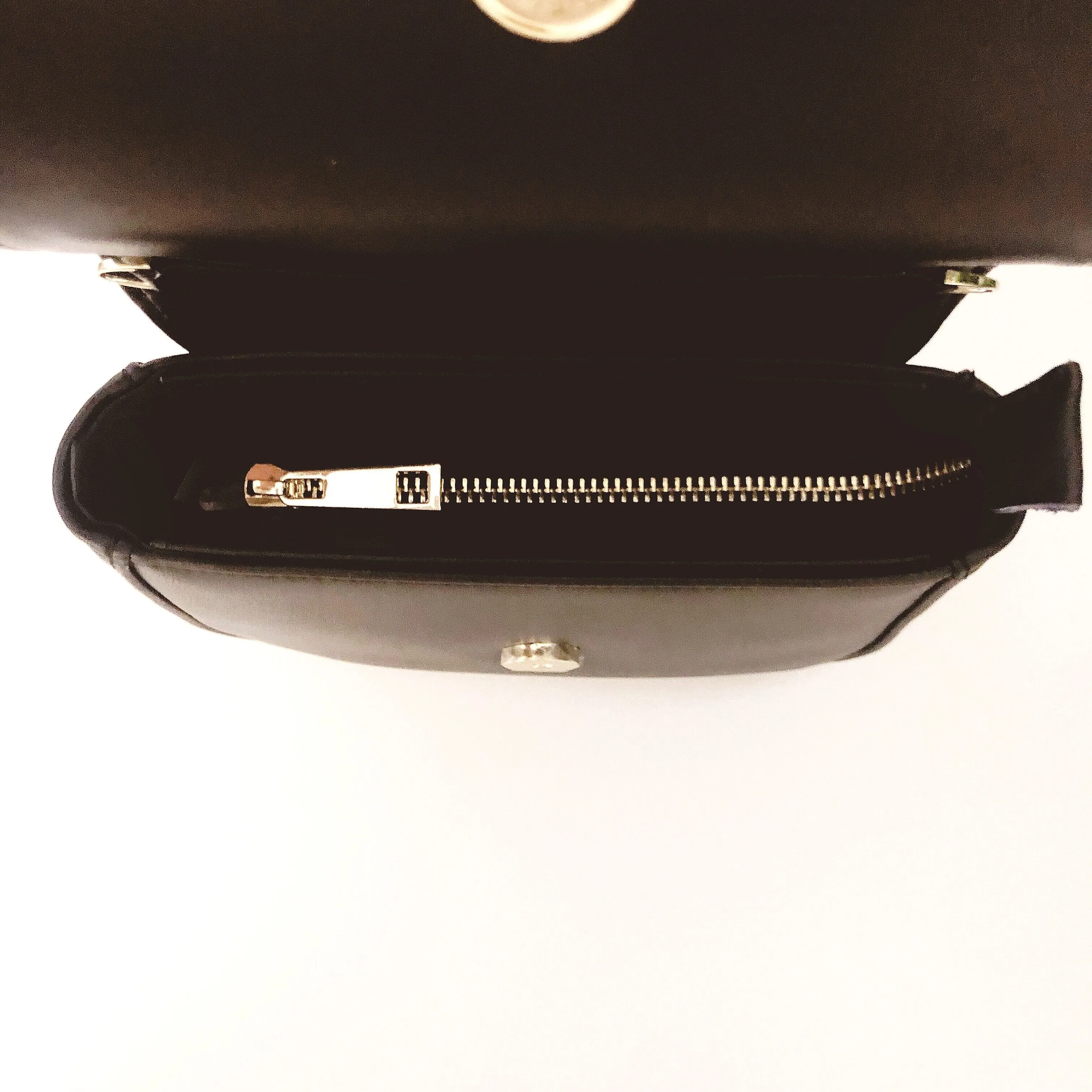 The Circle Cowhide Bag